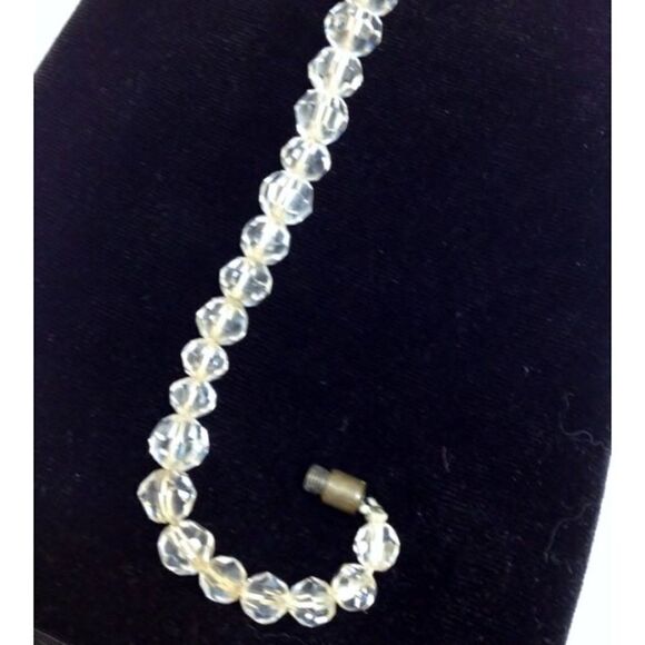 𝅺vintage 1920’s Old Hollywood Glass Necklace - Picture 4 of 5